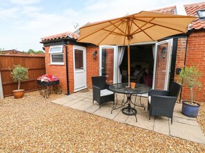 Outdoor dining - Jack's Corner, King's Lynn (King's Lynn)