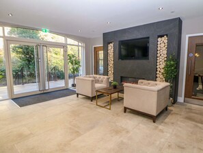 Interior - 28 Rock Mill Holiday Apartments (Hope Valley)