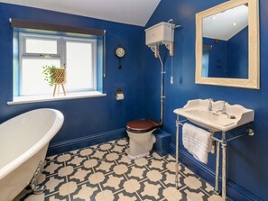 Shower - Thistlewood House, Wolsingham. (Bishop Auckland)