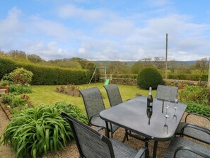 Outdoor dining - Thistlewood House, Wolsingham. (Bishop Auckland)