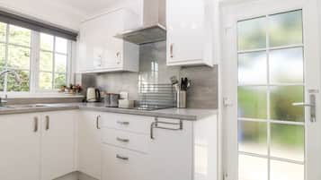 Dishwasher, highchair