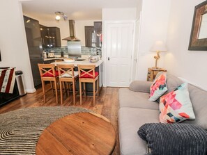 Living area - DownTown - Manhattan House, Llandudno (Llandudno)