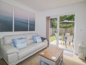Living area - Ocean Retreat is near Paignton (Paignton)