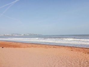 Ubicación cercana a la playa
