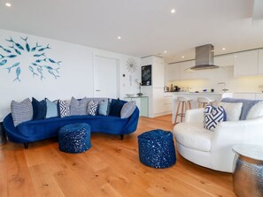 Living area - Towan Penthouse, Newquay (Newquay)