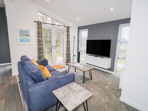 Living area - 1 Southern Place, Dobwalls (Liskeard)