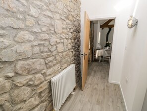 Interior - 1 Mountain View, Llangefni (Llangefni)