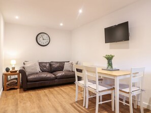 Living area - Farley Cottages II, Alton (Stoke-on-Trent)