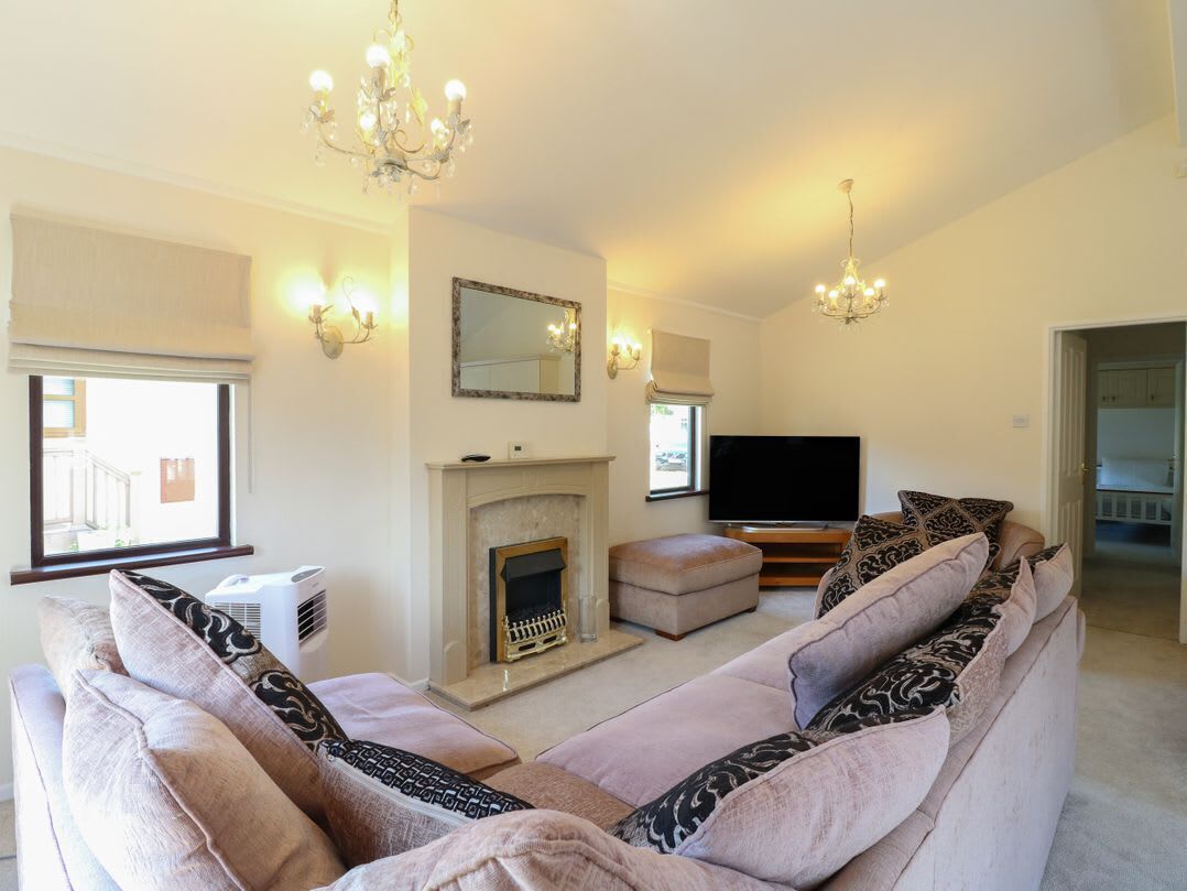 27 Brocklehurst Is Near Oakham - Oakham