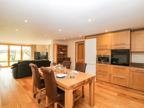 The Annex, Royal Wootton Bassett