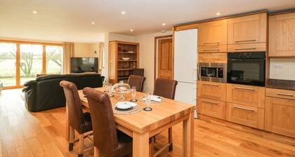 The Annex, Royal Wootton Bassett