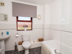 Shower - Anstis Cottage in Whitby, 3bed (Whitby)