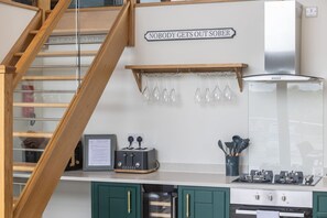 Private kitchen - Foxes Den, Thornton Dale (Allerston)