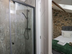 Shower - Howgill House, Sedbergh, Wi-Fi (Sedbergh)