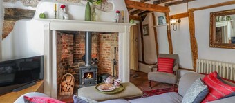 Charming Bank House in Hingham