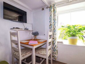 Dining - Longview Cottage, Penwithick (St. Austell)