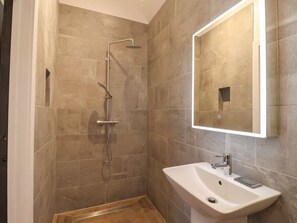 Shower - LODGE 2, is near Bishop Wilton (Driffield)