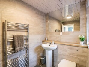 Shower - Rothiemay Retreat in Maidens (Girvan)