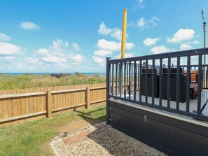 Property grounds - Sand & Serenity, Bacton (Norwich)