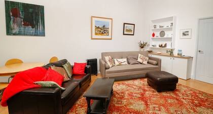 View The Gallery - Cozy Retreat