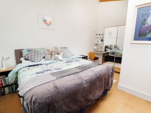 Room - View The Gallery - Cozy Retreat (Okehampton)