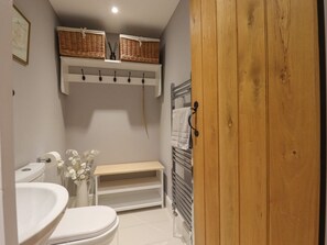 Shower - Spindlewood Cottage, Hawkhurst (Cranbrook)