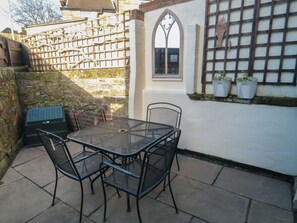 Outdoor dining - Dale View, Fylingthorpe, 2 bed (Whitby)