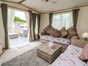 Living area - Osprey 6, Tenby, Pembrokeshire (Tenby)