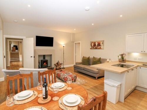 2 Bed Cottage, Haddington, East Lothian.