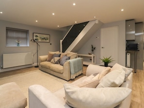 Living area - Charming Bungalow at 46 Church St (Chorley)