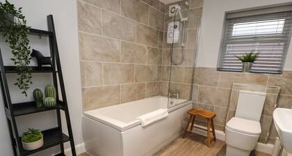 Charming Bungalow at 46 Church St