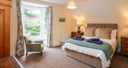 Dinham Court, Ludlow