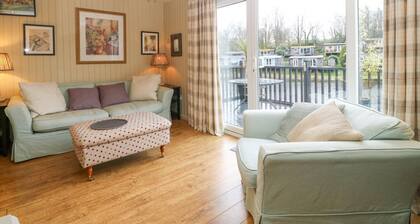 Mulberry Cabin On The Lake, LL