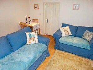 Living area - Bobbin Cottage, Cromford (Matlock)