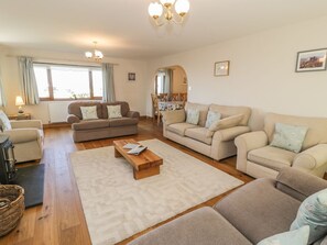 Living area - Awel Y Llan, Llanfair (Harlech)
