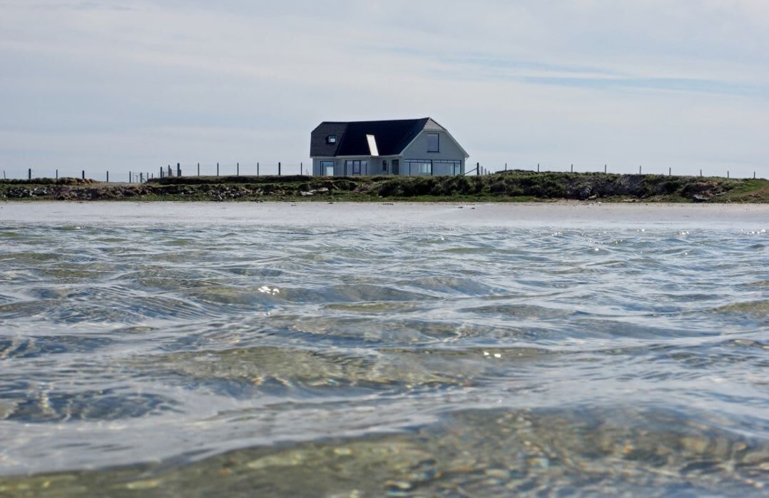 Nær stranden