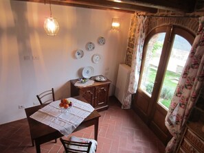 Dining - Vrbo Property (PISTOIA)