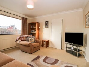 Living area - Marsh Garth, Kirkby-In-Furness (Kirkby-in-Furness)