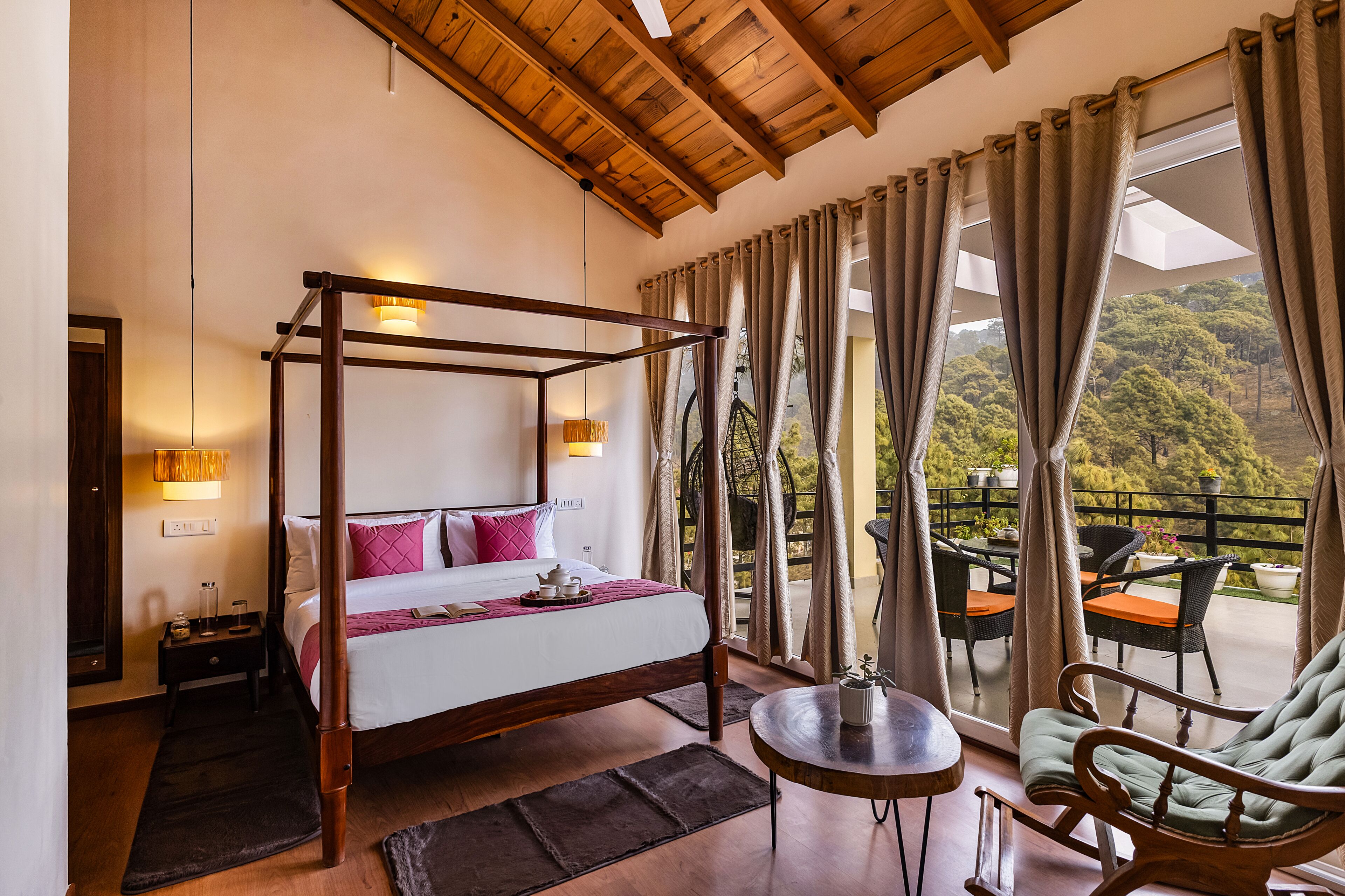 디럭스 빌라, 언덕 전망