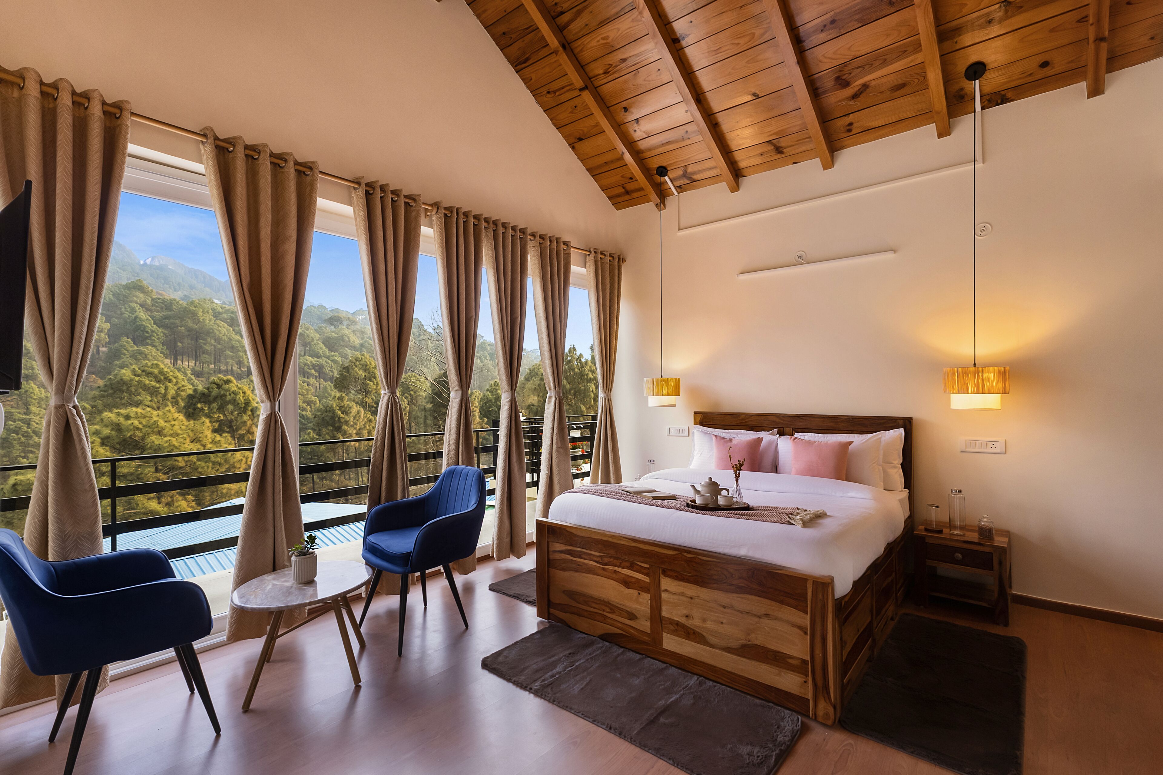 Deluxe-Villa, Hügelblick