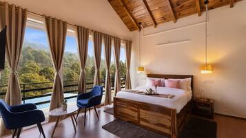 Deluxe-Villa, Hügelblick