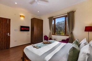 Room - ELIVAAS The Nakshatra Serene 3BHK Villa (Sukha)