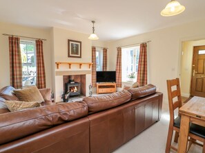 Living area - Gowanlea, Bellingham (Hexham)