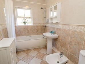 Shower - Gowanlea, Bellingham (Hexham)