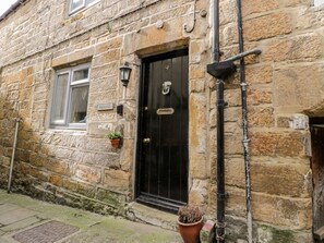 Exterior detail - Inglenook Cottage, Whitby (Whitby)
