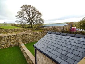 Property grounds - 2 Primitive Croft, Chelmorton (Buxton)