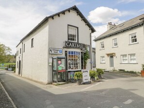 Exterior - Egg Pudding Stone near Cartmel (Grange-Over-Sands)