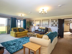 Fireplace - Beach Haven, is in Happisburgh (Norwich)