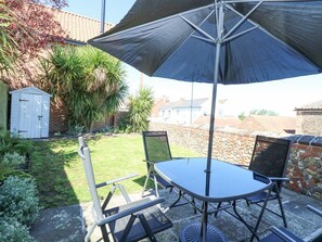 Outdoor dining - Crab Corner, Wells-Next-The-Sea (Wells-next-the-Sea)