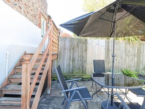 Outdoor dining - Crab Corner, Wells-Next-The-Sea (Wells-next-the-Sea)
